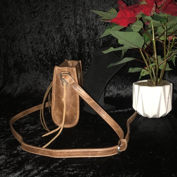 Trinity Ranch Tooled Leather Western Handbag - Picture 6 of 13